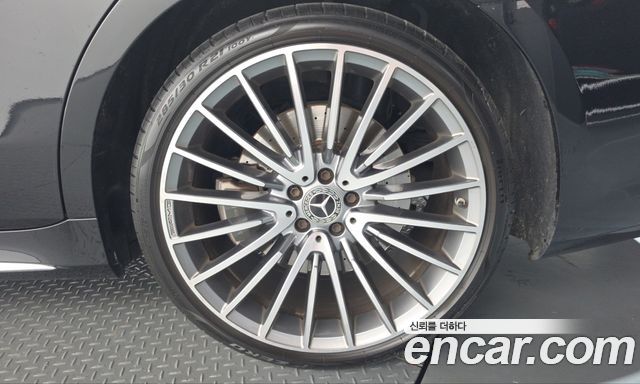Mercedes-Benz S-Class 2023 — photo 7