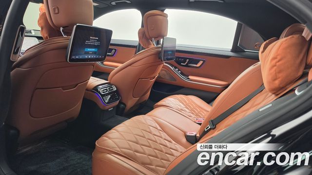 Mercedes-Benz S-Class 2023 — photo 27