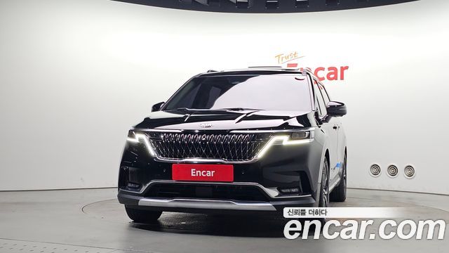 Kia Canival 2021 — photo 3