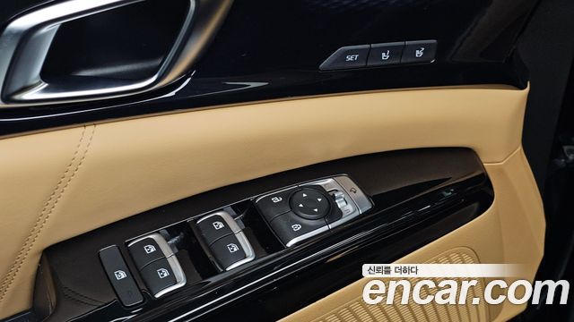 Kia Canival 2021 — photo 19
