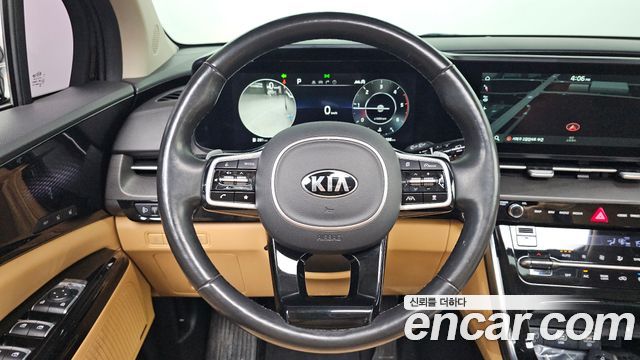 Kia Canival 2021 — photo 24