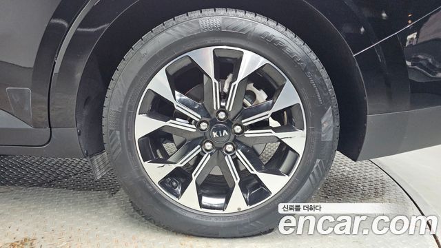 Kia Canival 2021 — photo 7
