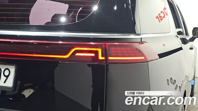 Kia Canival 2021 — photo 9