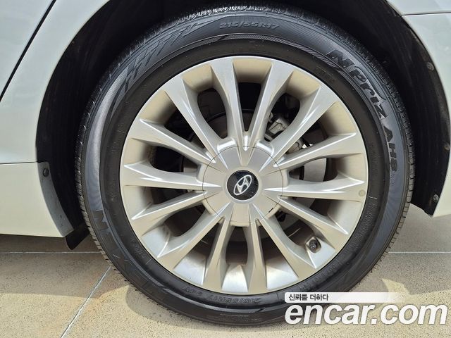 Hyundai Sonata 2015 — photo 9