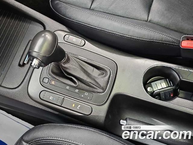 Kia K3 2015 — photo 8