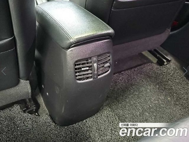 Kia K3 2015 — photo 13