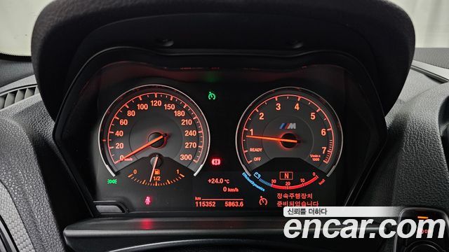 BMW M2 2017 — photo 11