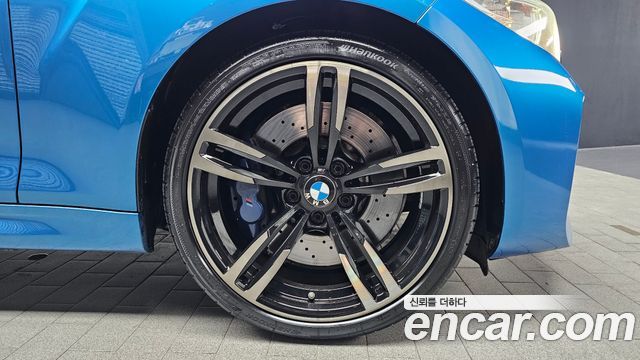 BMW M2 2017 — photo 7