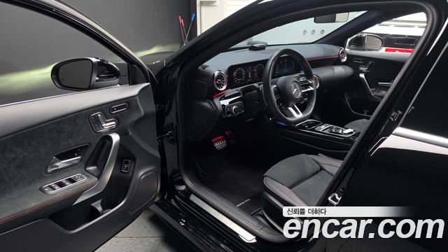 Mercedes-Benz A-Class 2024 — photo 13