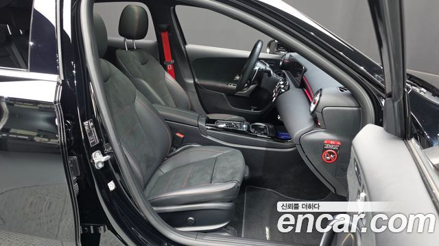 Mercedes-Benz A-Class 2024 — photo 16