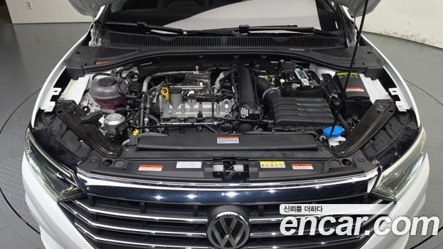 Volkswagen Jetta 2021 — photo 6