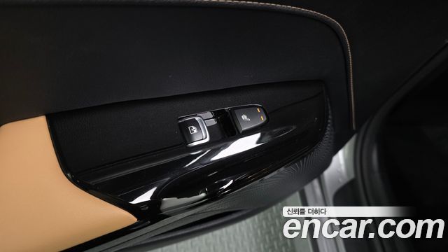 Kia K5 2023 — photo 18