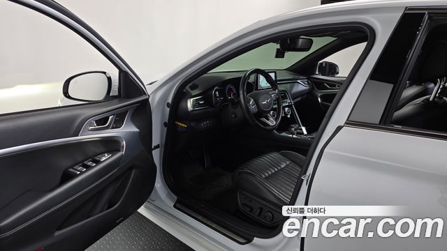 Genesis G70 2018 — photo 13