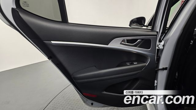 Genesis G70 2018 — photo 15