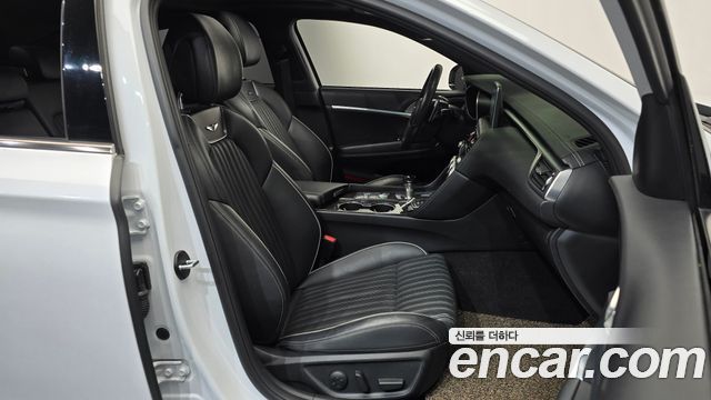 Genesis G70 2018 — photo 16