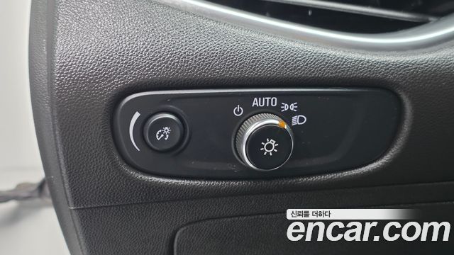 Chevrolet Korea Malibu 2017 — photo 21