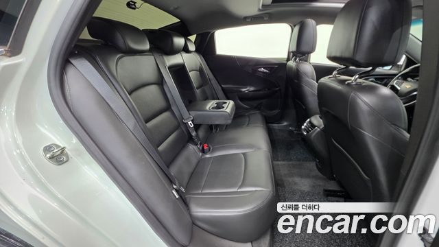 Chevrolet Korea Malibu 2017 — photo 32