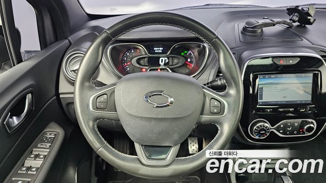 Renault Korea QM3 2018 — photo 19