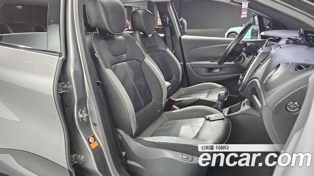 Renault Korea QM3 2018 — photo 16