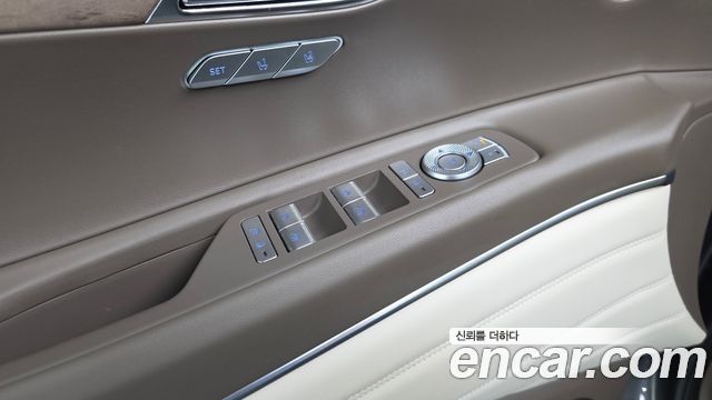 Genesis GV80 2022 — photo 28