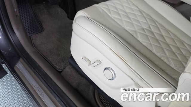 Genesis GV80 2022 — photo 33