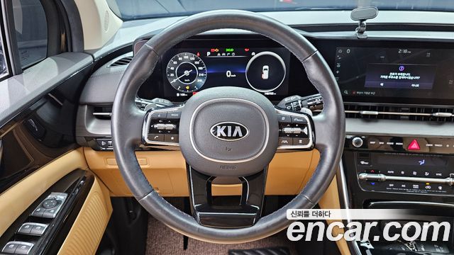 Kia Canival 2021 — photo 19