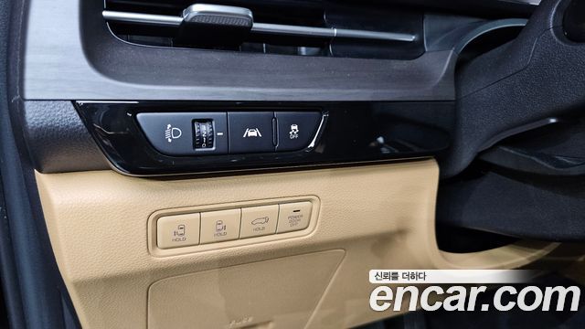 Kia Canival 2021 — photo 20