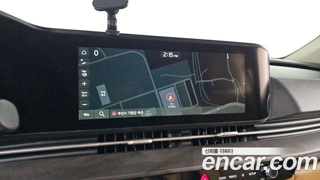 Kia Canival 2021 — photo 22