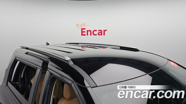 Kia Canival 2021 — photo 34