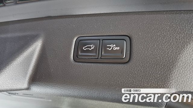 Kia Canival 2021 — photo 35