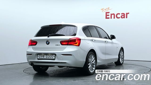 BMW 1-Series 2016 — photo 2