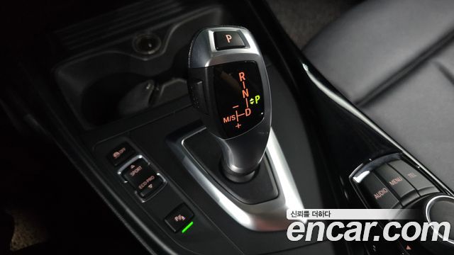 BMW 1-Series 2016 — photo 12