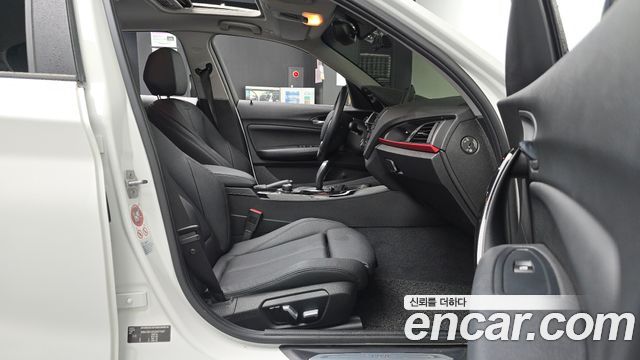 BMW 1-Series 2016 — photo 16