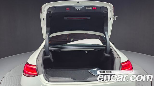 Mercedes-Benz CLS-Class 2023 — photo 26