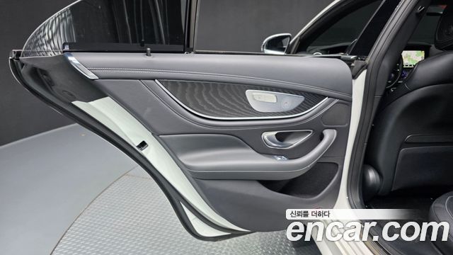 Mercedes-Benz CLS-Class 2023 — photo 15