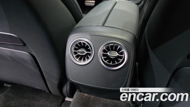 Mercedes-Benz CLS-Class 2023 — photo 34