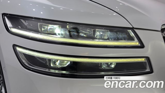 Genesis G80 2022 — photo 8