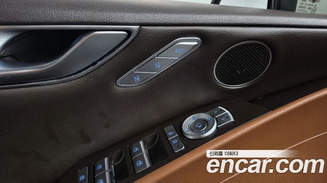 Genesis G80 2022 — photo 28