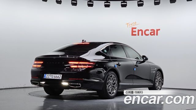 Genesis G80 2023 — photo 2