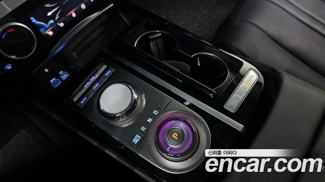 Genesis G80 2023 — photo 9