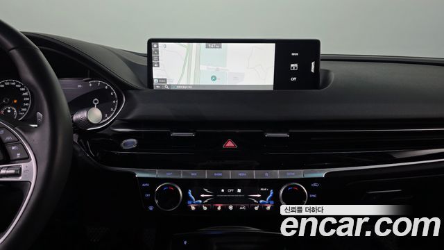 Genesis G80 2023 — photo 15