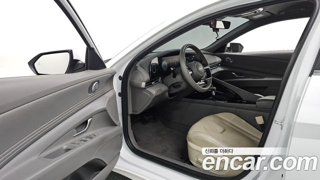 Hyundai AVANTE 2024 — photo 13