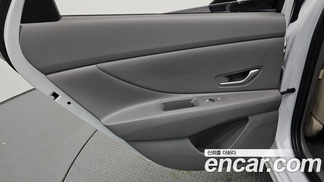 Hyundai AVANTE 2024 — photo 15