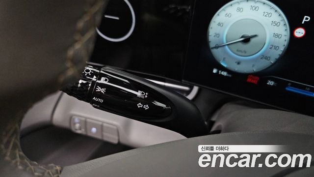 Hyundai AVANTE 2024 — photo 28