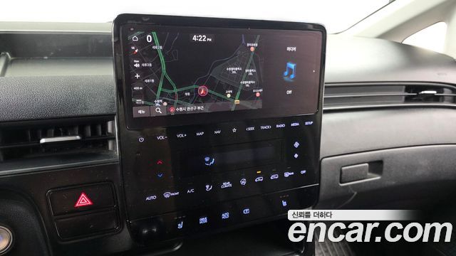 Hyundai Staria 2023 — photo 19
