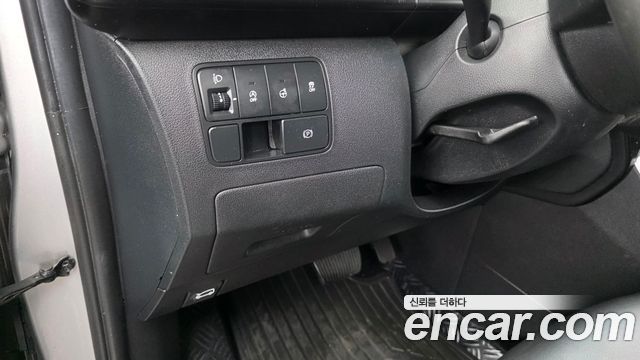 Hyundai Staria 2023 — photo 24