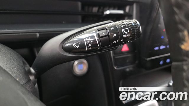 Hyundai Staria 2023 — photo 30