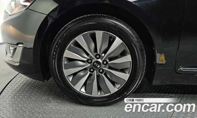 Kia K7 2016 — photo 5