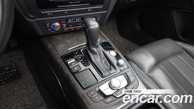Audi A6 2018 — photo 12