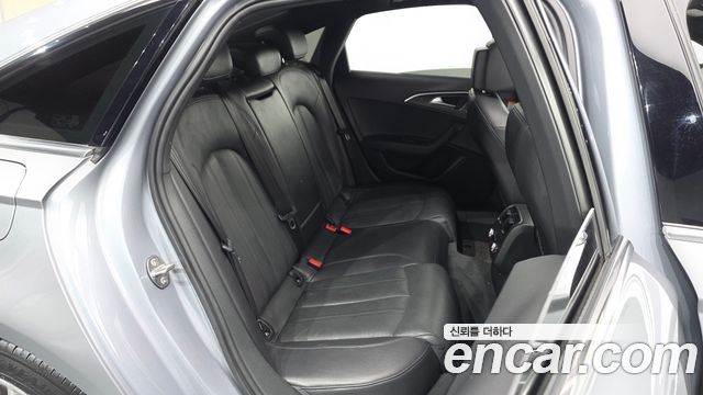 Audi A6 2018 — photo 17